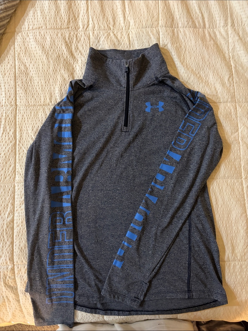 Under Armour Men's Heather Charcoal Quarter-Zip Pullover with Blue Logo